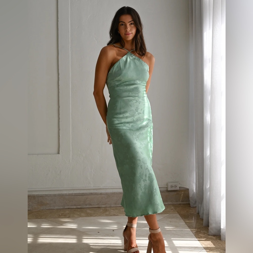 NWT Yllw the Label Remy Midi Dress